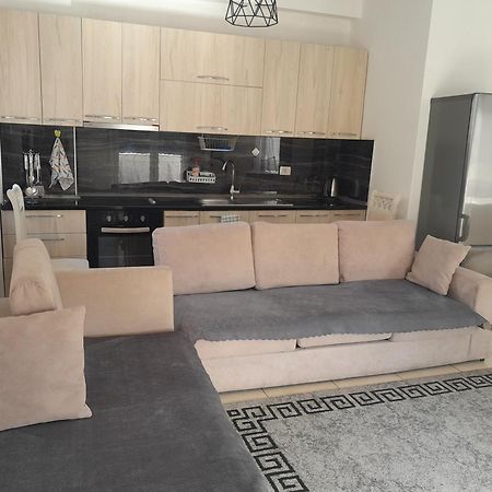 Comfy City Center Apartment Shkodra Kültér fotó