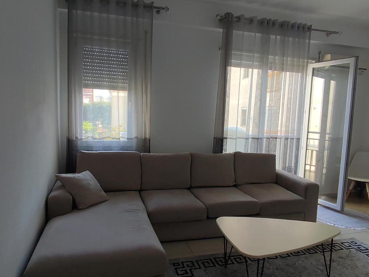Comfy City Center Apartment Shkodra Kültér fotó