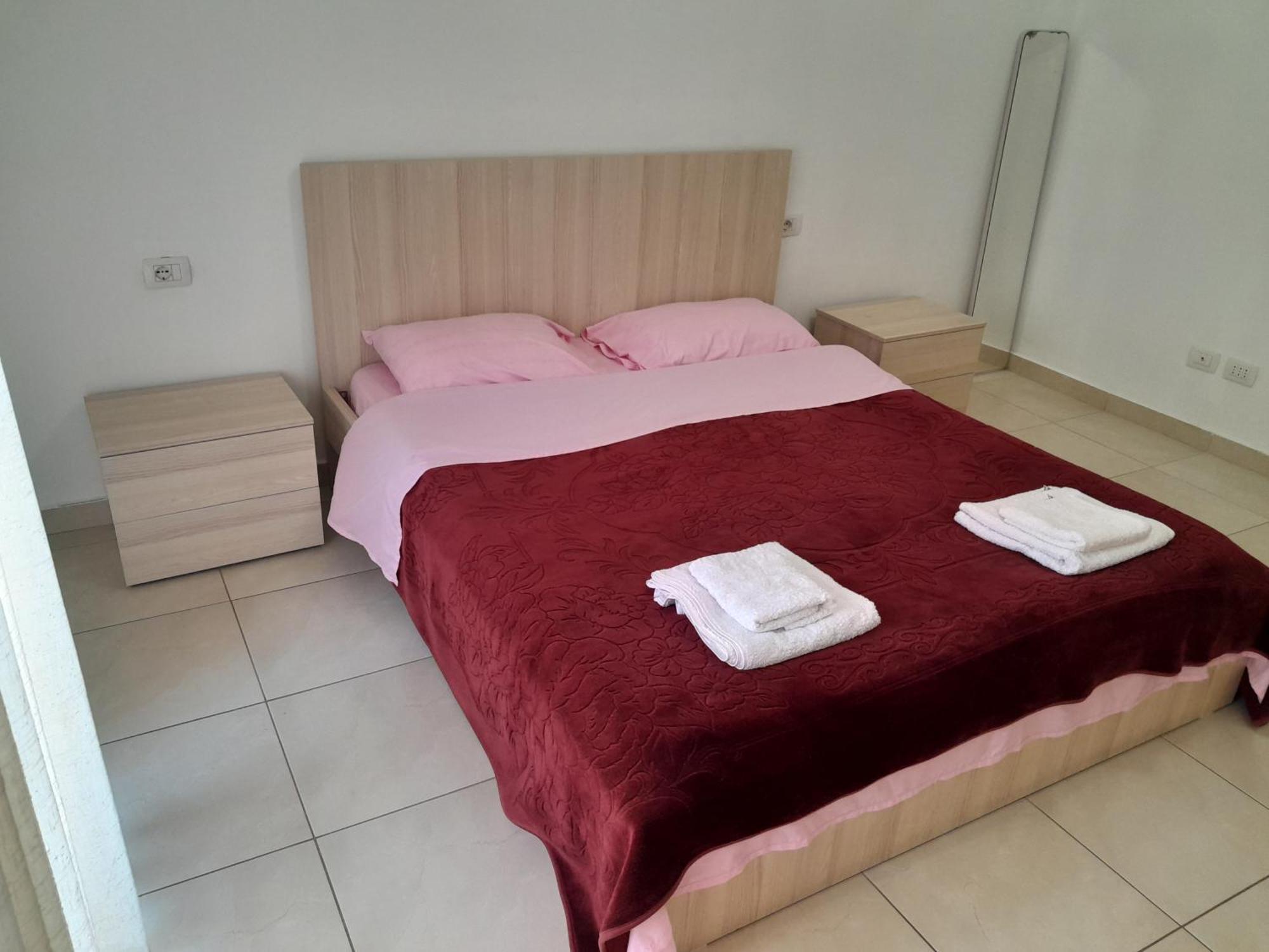 Comfy City Center Apartment Shkodra Kültér fotó